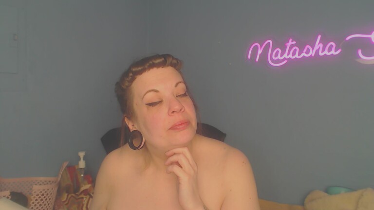 NatashaSalad's Streamate show and profile