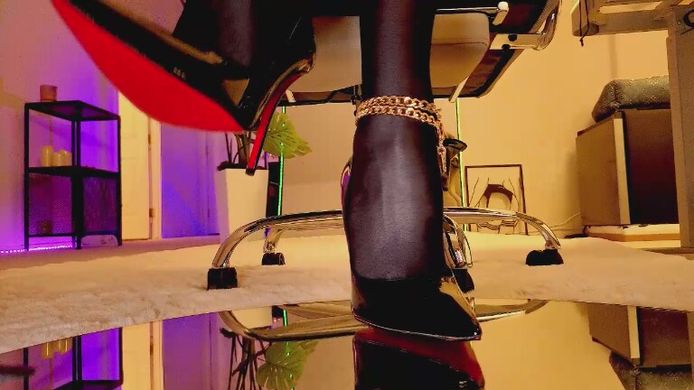 Alexa_aaa's Streamate show and profile