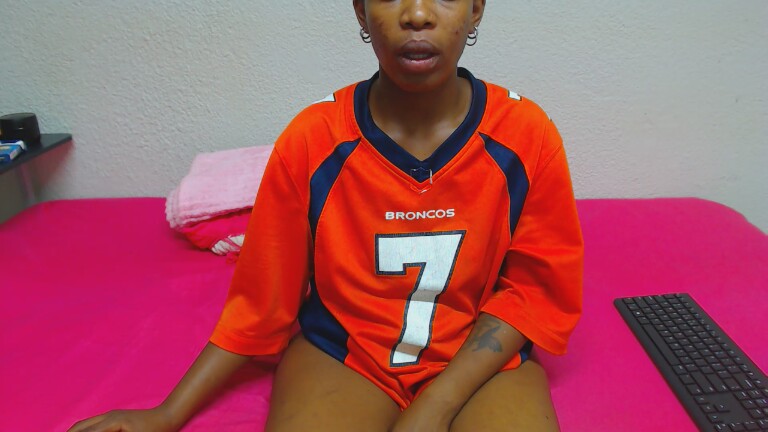 NattyBulkLeenyZA's Streamate show and profile