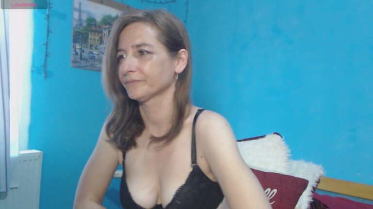 SelenaCade's Streamate show and profile