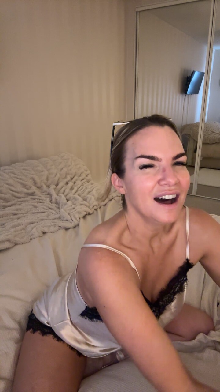 HornyHarriet_XX