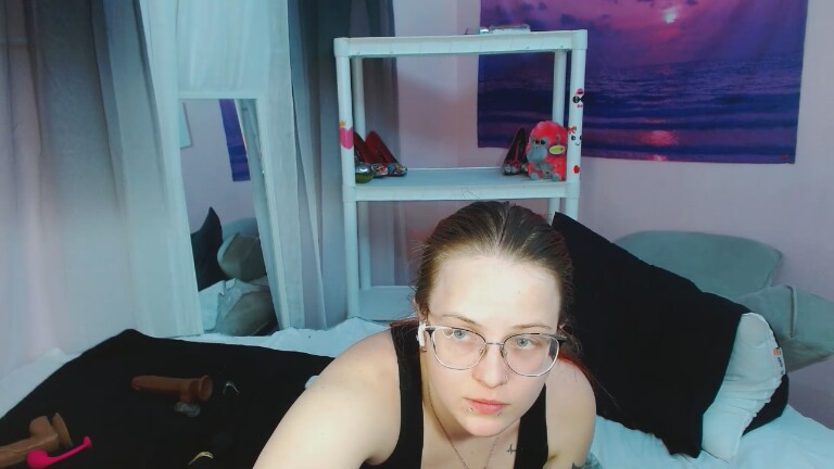 FoxyLilly's Streamate show and profile