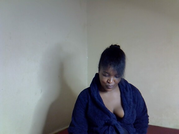 Veesazii_26's Streamate show and profile